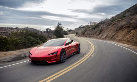 Elon-musk-tesla-roadster-production