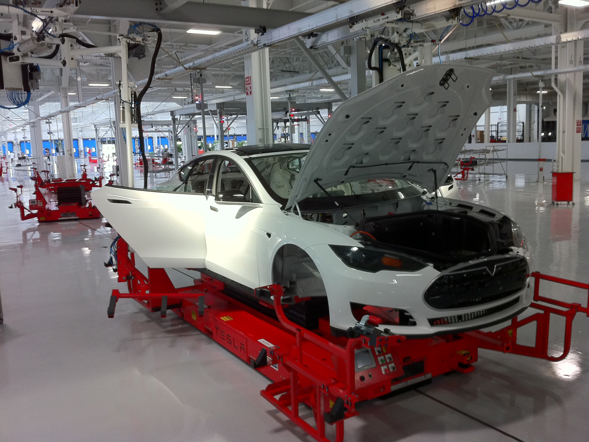 Tesla Model S Assembly